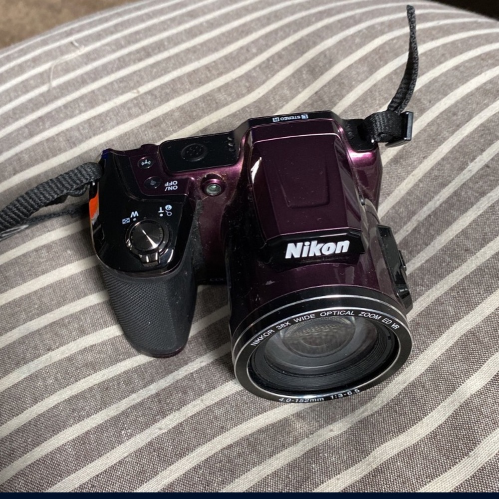 Nikon Camera - Picture 2 of 4